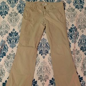 American eagle kacki pants